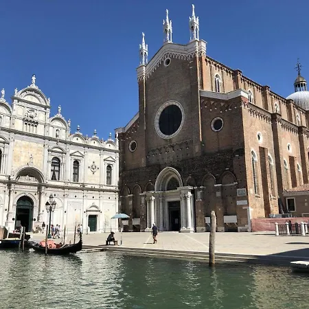 Dom wakacyjny Sogna Nel Sestiere Di Castello *